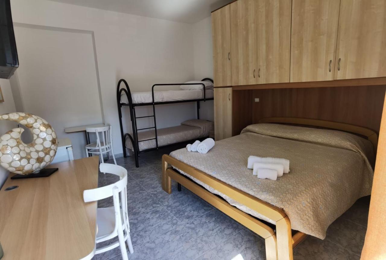 Rosy House Bed and Breakfast Scalea Buitenkant foto